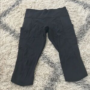 Athleta Black High-Rise Capri Leggings